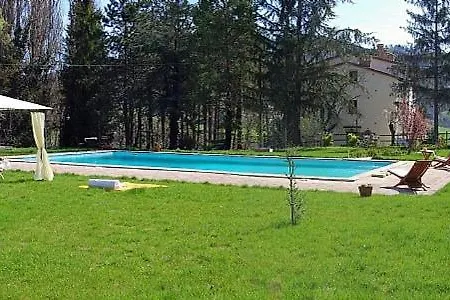 Sleeps 4 Pool Wifi *