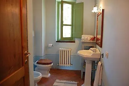 Apartment Sleeps 4 Pool Wifi