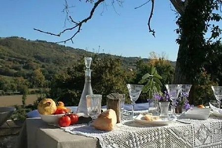 Sleeps 4 Pool Wifi Apartment *